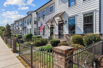 133 Capital Ave in Mooresville, NC - Building Photo - Building Photo