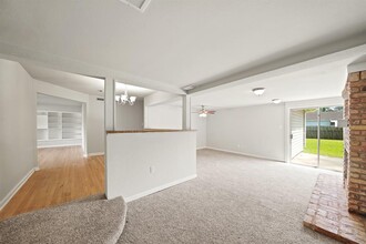 7722 El Rancho St in Houston, TX - Building Photo - Building Photo