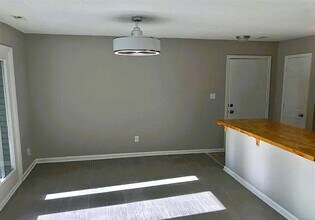 1320 Park Glen Dr in Raleigh, NC - Building Photo - Building Photo