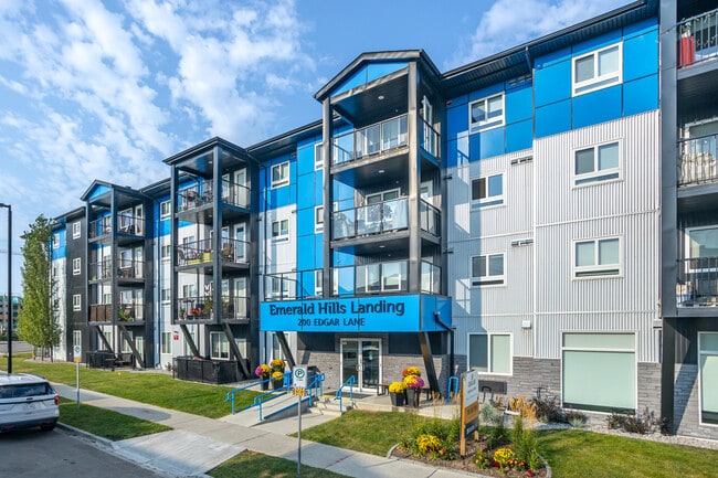 Emerald Hills Landing