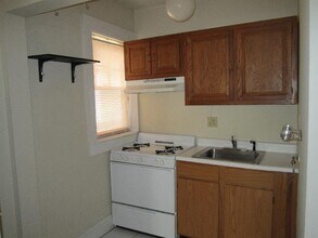39 Lee St, Unit 3A in Cambridge, MA - Building Photo - Building Photo