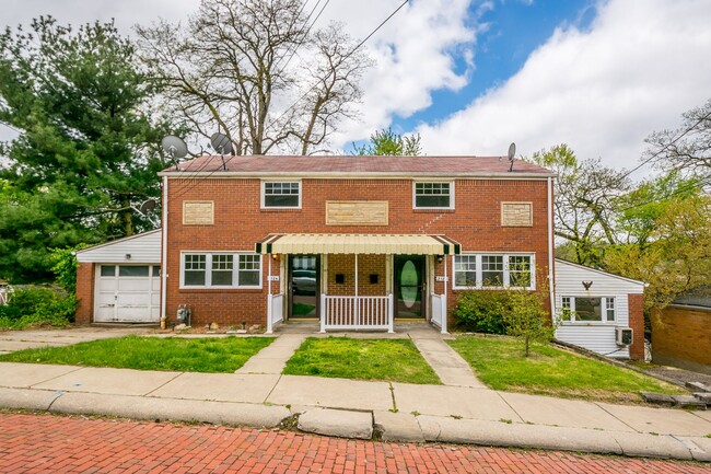 2124 Fairland St in Pittsburgh, PA - Building Photo - Building Photo