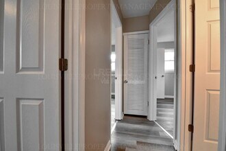 9002 Whippoorwill Rd in Louisville, KY - Building Photo - Building Photo