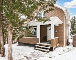 16 W 9th St in Duluth, MN - Building Photo