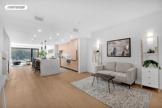 28 Huntington St in Brooklyn, NY - Building Photo - Building Photo