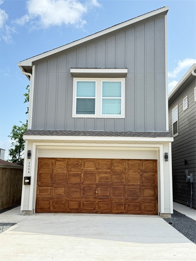 property at 3555 Noah St