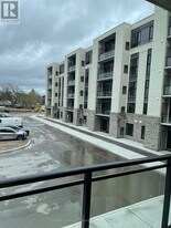 50 Herrick Ave in St Catharines, ON - Building Photo