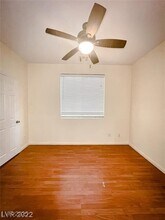 5733 Blackbirch St in Las Vegas, NV - Foto de edificio - Building Photo