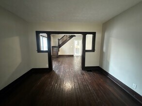 406 Eastern Ave in Indianapolis, IN - Building Photo - Building Photo