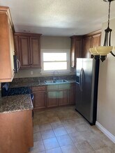 1905 E Appleton St, Unit A in Long Beach, CA - Building Photo - Building Photo
