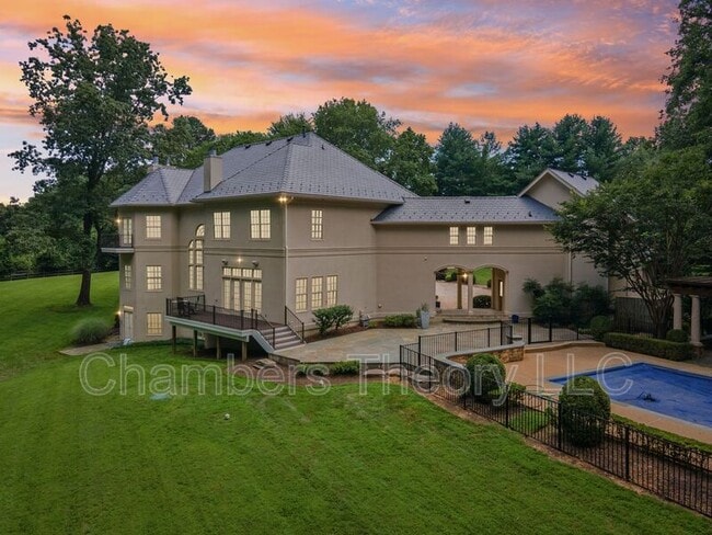 532 Springvale Rd in Great Falls, VA - Building Photo - Building Photo