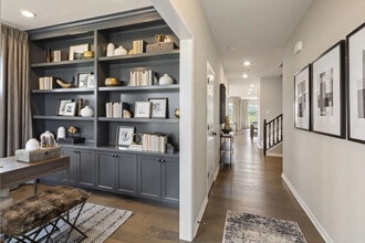 4897 Osprey Pointe Dr in West Chester, OH - Foto de edificio - Building Photo