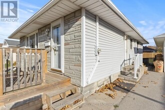 14 Westmount Ave in Thorold, ON - Building Photo - Building Photo