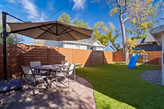 1120 W Colorado Ave in Colorado Springs, CO - Building Photo - Building Photo