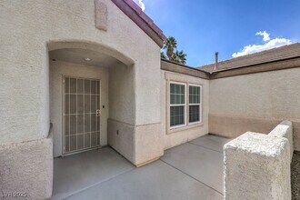 2705 Port Lewis Ave in Henderson, NV - Building Photo - Building Photo
