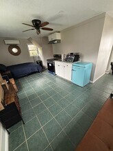 1105 W Rock Spring Rd in Greenville, NC - Building Photo - Building Photo