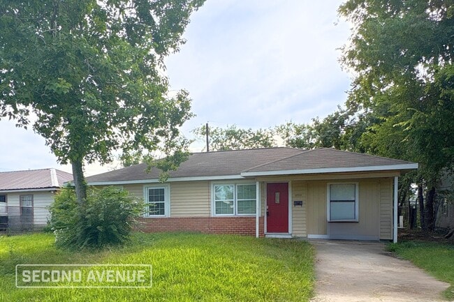 property at 10310 Buffum St