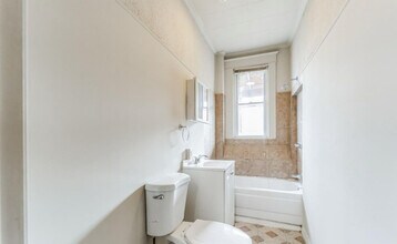 2934 Clifton Park Terrace in Baltimore, MD - Building Photo - Building Photo