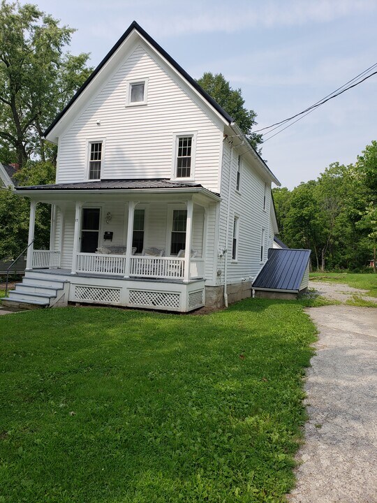 17 Oak St in Geneseo, NY - Building Photo