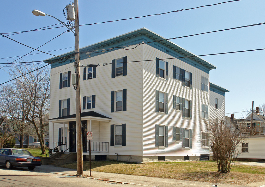 349 Hanover St in Manchester, NH - Foto de edificio