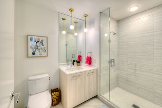 149 N Desplaines St in Chicago, IL - Building Photo - Building Photo