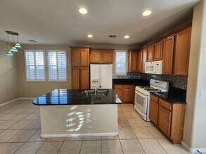 8358 Lower Trailhead Ave in Las Vegas, NV - Building Photo - Building Photo