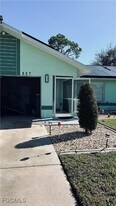 827 SW 14th Pl in Cape Coral, FL - Building Photo