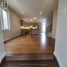 1925 Elevation Rd in Ottawa, ON - Building Photo - Building Photo