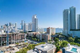 Cite on the Bay West in Miami, FL - Building Photo - Building Photo