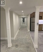 62 Elmsthorpe Ave in Toronto, ON - Building Photo - Building Photo