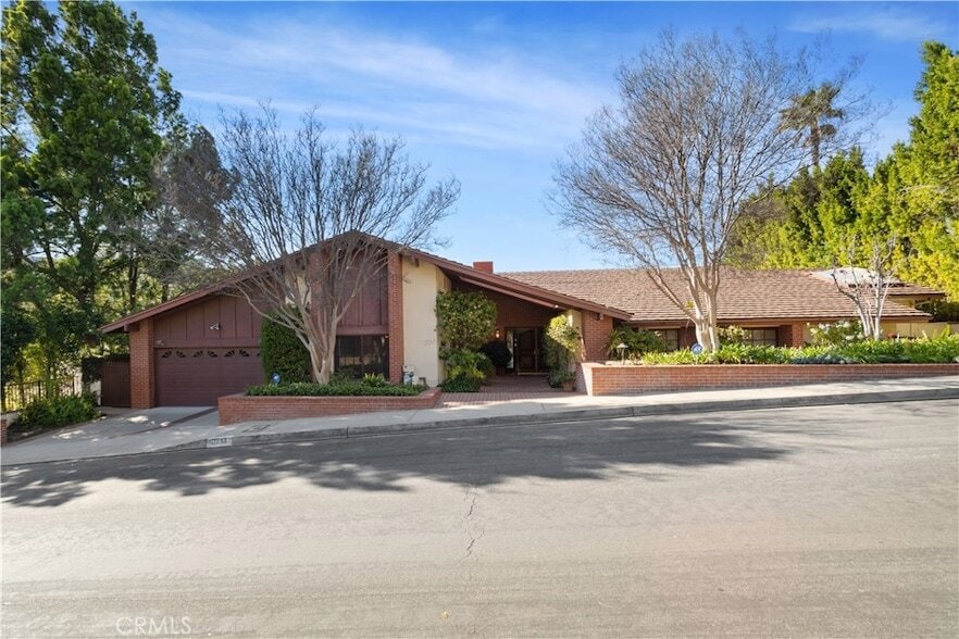 3713 Dellvale Pl, Unit 504 in Los Angeles, CA - Building Photo