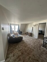 50 Hudson Rd, Unit Third floor in Wilkes-Barre, PA - Foto de edificio - Building Photo