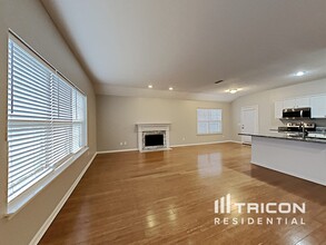 715 Alisa Cove in La Vergne, TN - Building Photo - Building Photo