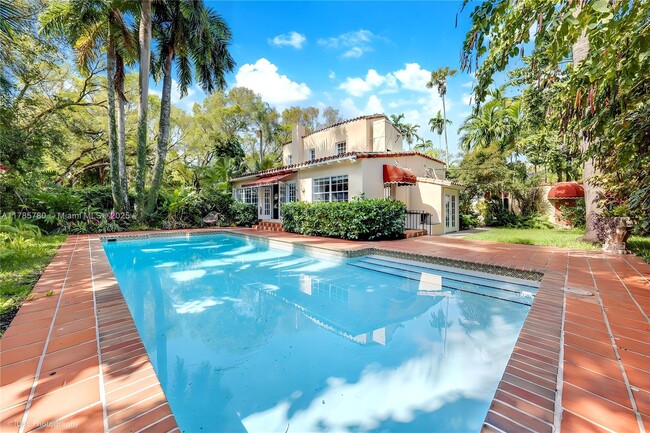property at 423 Alcazar Ave