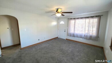 32 Post St in Waterbury, CT - Foto de edificio - Building Photo