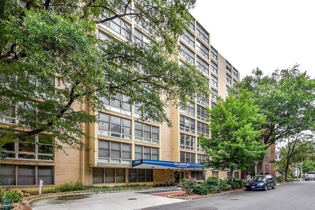 1260 21st St NW-Unit -#304 in Washington, DC - Building Photo - Building Photo