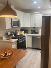 6219 1/2 Monterey Rd in Los Angeles, CA - Building Photo - Building Photo