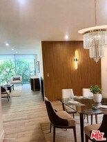 11645 Montana Ave in Los Angeles, CA - Building Photo