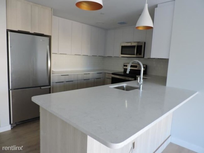 10 Soden St-Unit -# 507 in Cambridge, MA - Building Photo - Building Photo