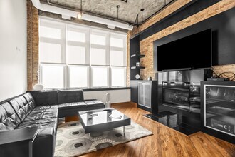 1830 Ridge Ave in Evanston, IL - Building Photo - Building Photo