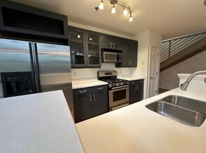790 North Ave NE, Unit 108 in Atlanta, GA - Building Photo - Building Photo