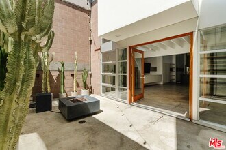 1132 5th Ave in Los Angeles, CA - Building Photo - Building Photo
