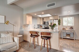 16807 E Gunsight Dr in Fountain Hills, AZ - Building Photo - Building Photo