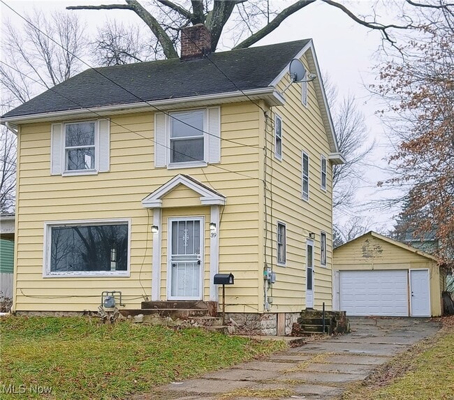 property at 39 Hilton Ave