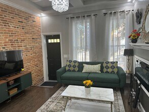 1007 W Fayette St in Baltimore, MD - Building Photo - Building Photo