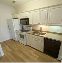 1410 4th St Dr NW in Hickory, NC - Building Photo - Building Photo