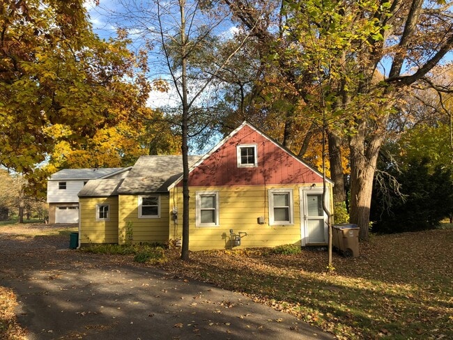 property at 9157 Cooper Rd