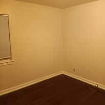 220 Taft St in Gary, IN - Building Photo