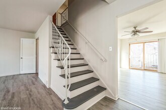 768 Concord Ln in Barrington, IL - Foto de edificio - Building Photo
