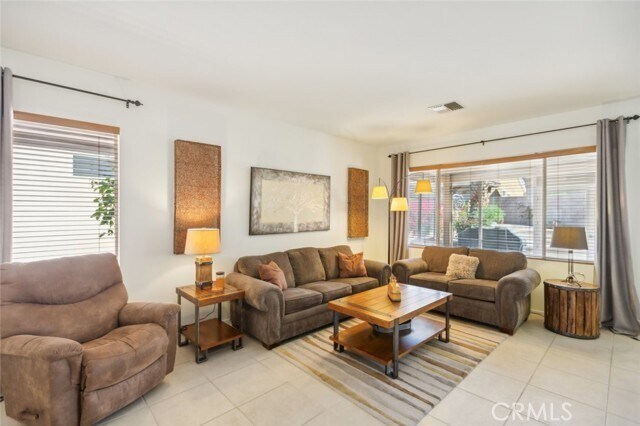 37498 Medjool Ave in Palm Desert, CA - Building Photo - Building Photo